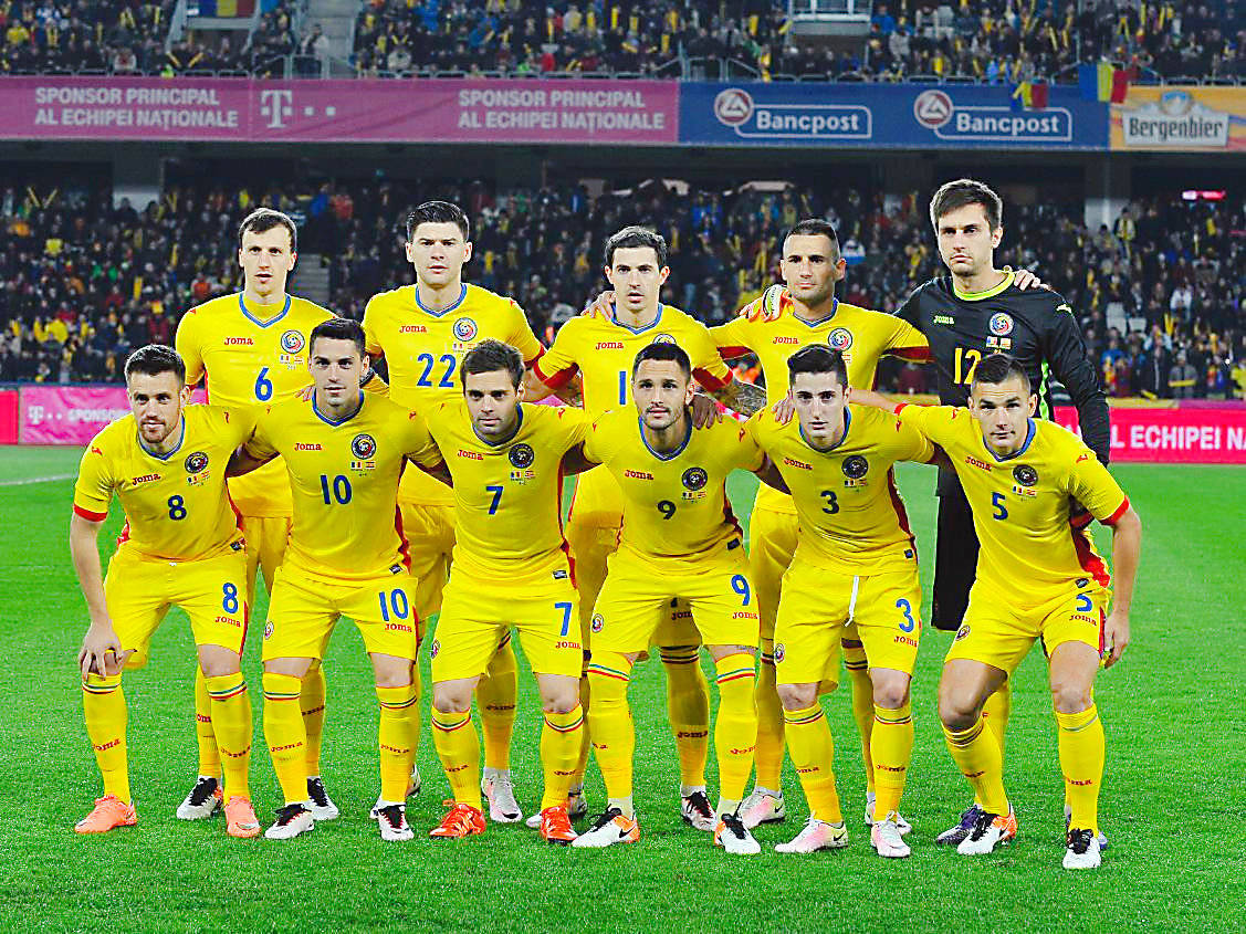 关于奥地利队险胜以色列队，小组赛形势胶着的信息