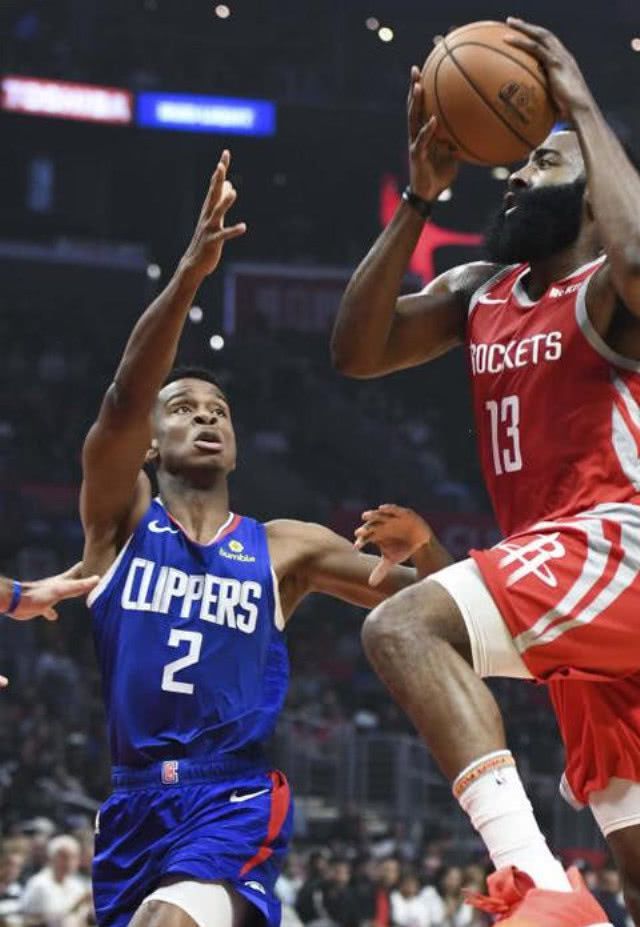 赛前速览：国王杯八强战洛杉矶快船对阵上海海港，三大看点值得期待(今日快船比赛直播在线观看)